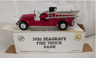 138 Ertl 1926 Seagrave JC Penney Fire Truck Bank - 1:30 Scale